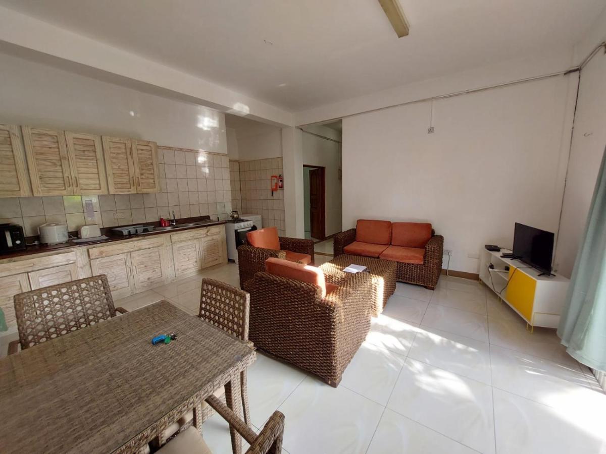 Beau Vallon Villa Self Catering With Pool Exterior photo